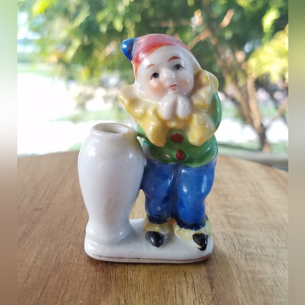 Vintage Kid Clown Jester w/ Bud Vase Figurine Occupied Japan Pico